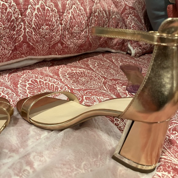 Halston Rose Gold heels size seven worn once - Picture 8 of 8